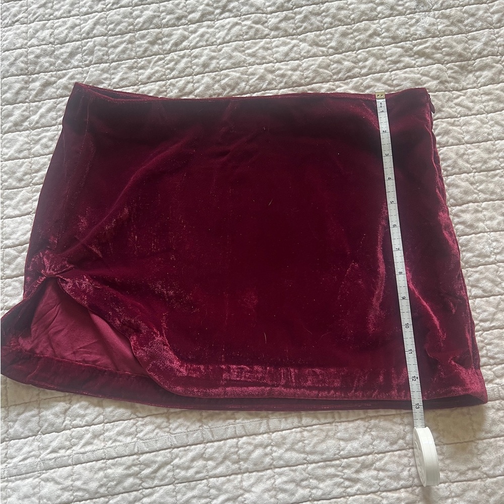 Free People Velvet mini Skirt in Garnet - Picture 2 of 6